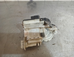 Замок двери передней правой для VW Golf 3 Vento 91-97  запчасти бу