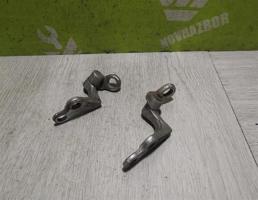 Петля двери для Ford Focus 2 08-11  запчасти бу