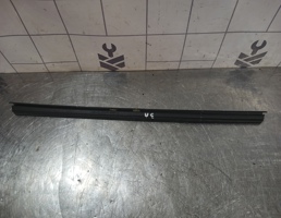 Накладка стекла заднего левого для Fiat Punto 2 (188) 99-10  запчасти бу