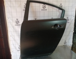 Дверь задняя левая для Mazda Mazda 3  BK  02-09  запчасти бу