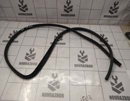 Уплотнитель для Suzuki SX4 2006-2013  запчасти бу