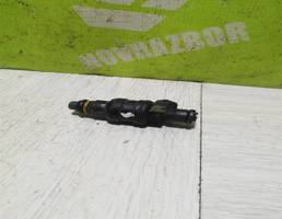 Форсунка инжекторная для VW Passat B5 96-00  запчасти бу