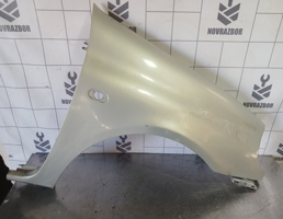 Крыло переднее правое для Renault Clio 2 Symbol 1998-2008  запчасти бу