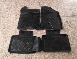 Коврики к-кт для LADA VESTA 15-19  запчасти бу
