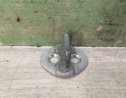 Ответная часть замка двери для Hyundai i30 12-17  запчасти бу