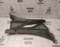 Решетка стеклоочистителя для Skoda Yeti 2009-2018  запчасти бу