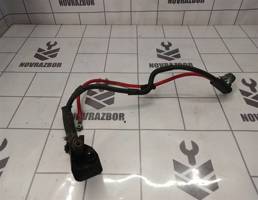 Клемма для Skoda Octavia A5 1Z   04-13  запчасти бу