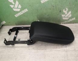 Подлокотник для BMW X3 F25 2010-2017  запчасти бу