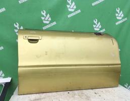 Дверь передняя правая для Audi 80  90  B3  86-91  запчасти бу