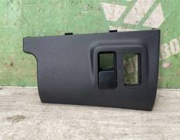 Накладка (кузов внутри) для Citroen C-Elysee 2012>  запчасти бу