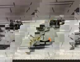 Замок двери передней правой для Peugeot 307 2001-2008  запчасти бу