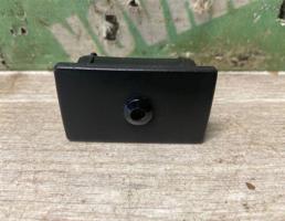 Заглушка для VW Golf 3 Vento 91-97  запчасти бу