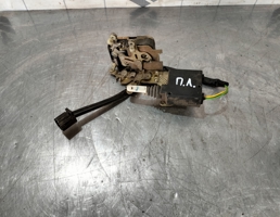 Замок двери передней левой для Volvo 440 1992-1994  запчасти бу