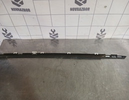 Молдинг стекла для Mazda 323 BA 94-98  запчасти бу
