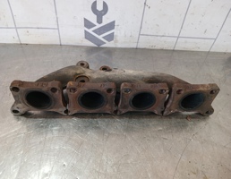 Коллектор выпускной для VW Passat B5 96-00  запчасти бу