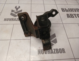 Опора двигателя правая для Chery QQ6 S21 07-10  запчасти бу