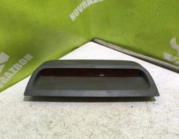 Фонарь задний (стоп сигнал) для Renault Megane 96-99  запчасти бу