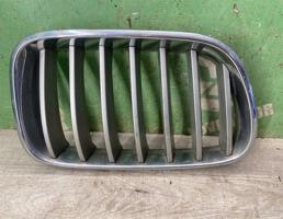 Решетка радиатора для BMW X3 F25 2010-2017  запчасти бу