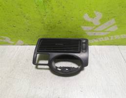 Дефлектор воздушный для VW Golf 4 Bora 97-05  запчасти бу