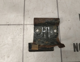 Кронштейн ручки для Daewoo Nexia 95-16  запчасти бу