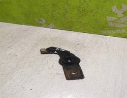 Кронштейн радиатора для Nissan Primera P11 96-02  запчасти бу