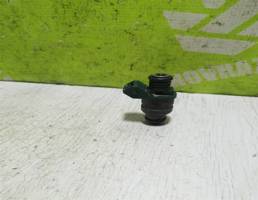 Форсунка инжекторная для VW Golf 4 Bora 97-05  запчасти бу