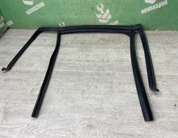 Уплотнитель стекла двери для BMW X3 F25 2010-2017  запчасти бу