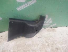 Обшивка стойки для Audi 80 90 B4 91-94  запчасти бу