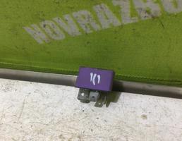 Реле для Renault Scenic 96-99  запчасти бу