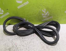 Уплотнитель для Opel Meriva 2003-2010  запчасти бу