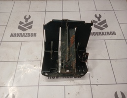 Кронштейн (сопут. товар) для Kia Spectra 2001-2011  запчасти бу