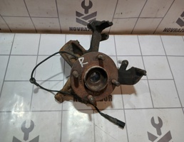 Кулак поворотный передний правый для Ford Focus 1 1998-2004  запчасти бу