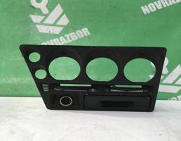 Накладка декоративная для Mitsubishi Galant 6 E30 1988-1993  запчасти бу