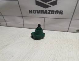 Датчик включения стопсигнала для Skoda Octavia A4 1U 2000-2011  запчасти бу