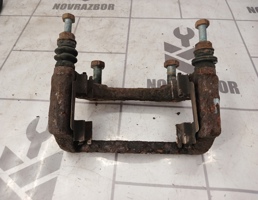 Скоба суппорта переднего для Renault Clio 3  2005-2012  запчасти бу