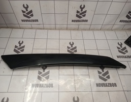 Накладка лобового стекла левая для Skoda Fabia 2007-2015  запчасти бу