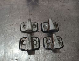 Ответная часть замка двери для Audi A6 (C4) 1994-1997  запчасти бу