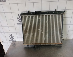 Радиатор основной для Peugeot 307 2001-2008  запчасти бу