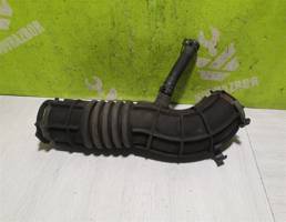 Патрубок воздушного фильтра для LADA VESTA 15-19  запчасти бу