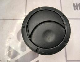 Дефлектор воздушный для Renault Logan 2005-2014  запчасти бу