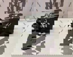 Ответная часть ремня безопасности для Opel Corsa D 2006-2014  запчасти бу