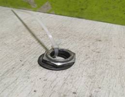 Гайка ступицы для VW Passat B4 94-96  запчасти бу