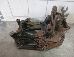 Кронштейн генератора для Peugeot 307 2001-2008  запчасти бу
