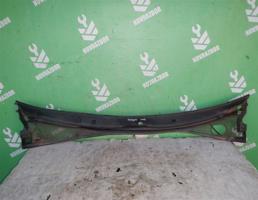 Решетка стеклоочистителя для Renault Kangoo 97-03  запчасти бу