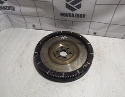 Маховик для VW Passat  B3  1988-1993  запчасти бу