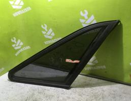 Стекло кузовное глухое правое для VW Passat  B3  1988-1993  запчасти бу