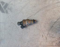 Форсунка инжекторная для Audi A6 (C4) 1994-1997  запчасти бу