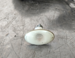 Повторитель на крыло левый белый для Ford Transit 06-13  запчасти бу