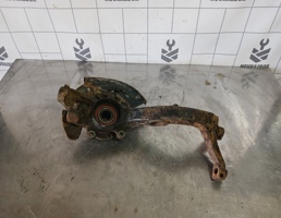 Кулак поворотный передний правый для VW Passat B5 96-00  запчасти бу