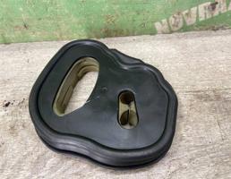 Уплотнитель для BMW X3 F25 2010-2017  запчасти бу